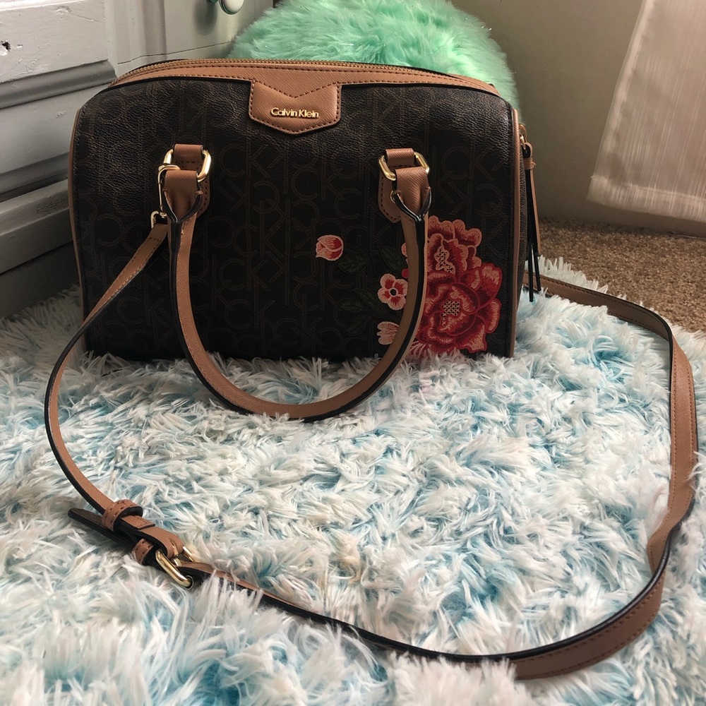 Calvin Klein Crossbody